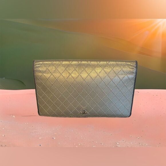 AUTHENTIC CHANEL WALLET- Gold/Bronze - Picture 1 of 11